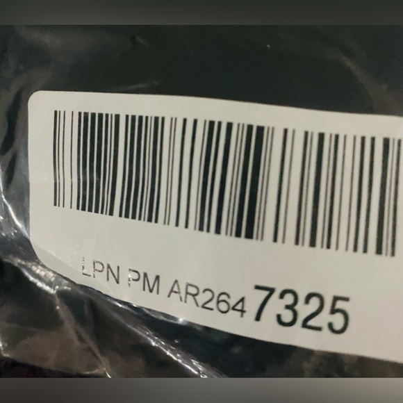 NWT IN PACKAGING Men’s XL - Picture 3 of 4